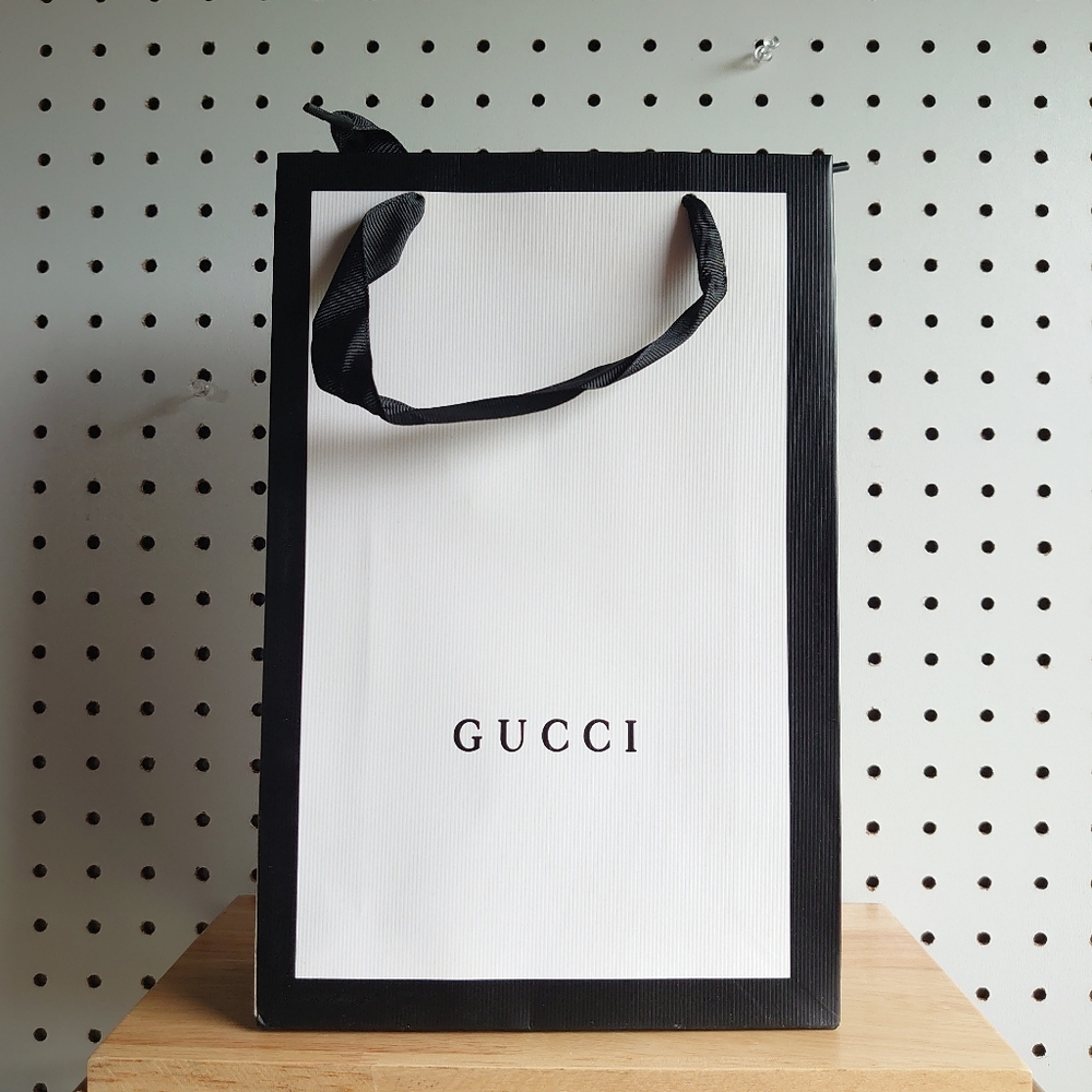 Gucci Gift Bag White & Black